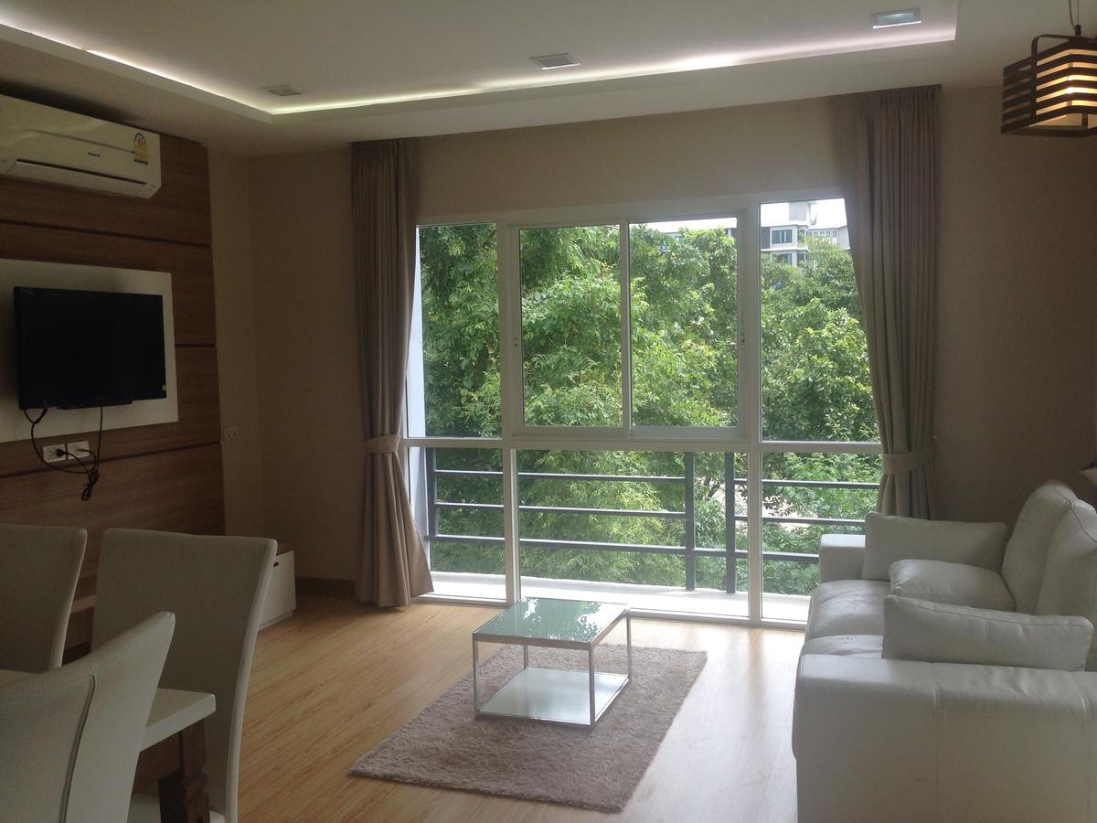Chic View Condo - Image 1