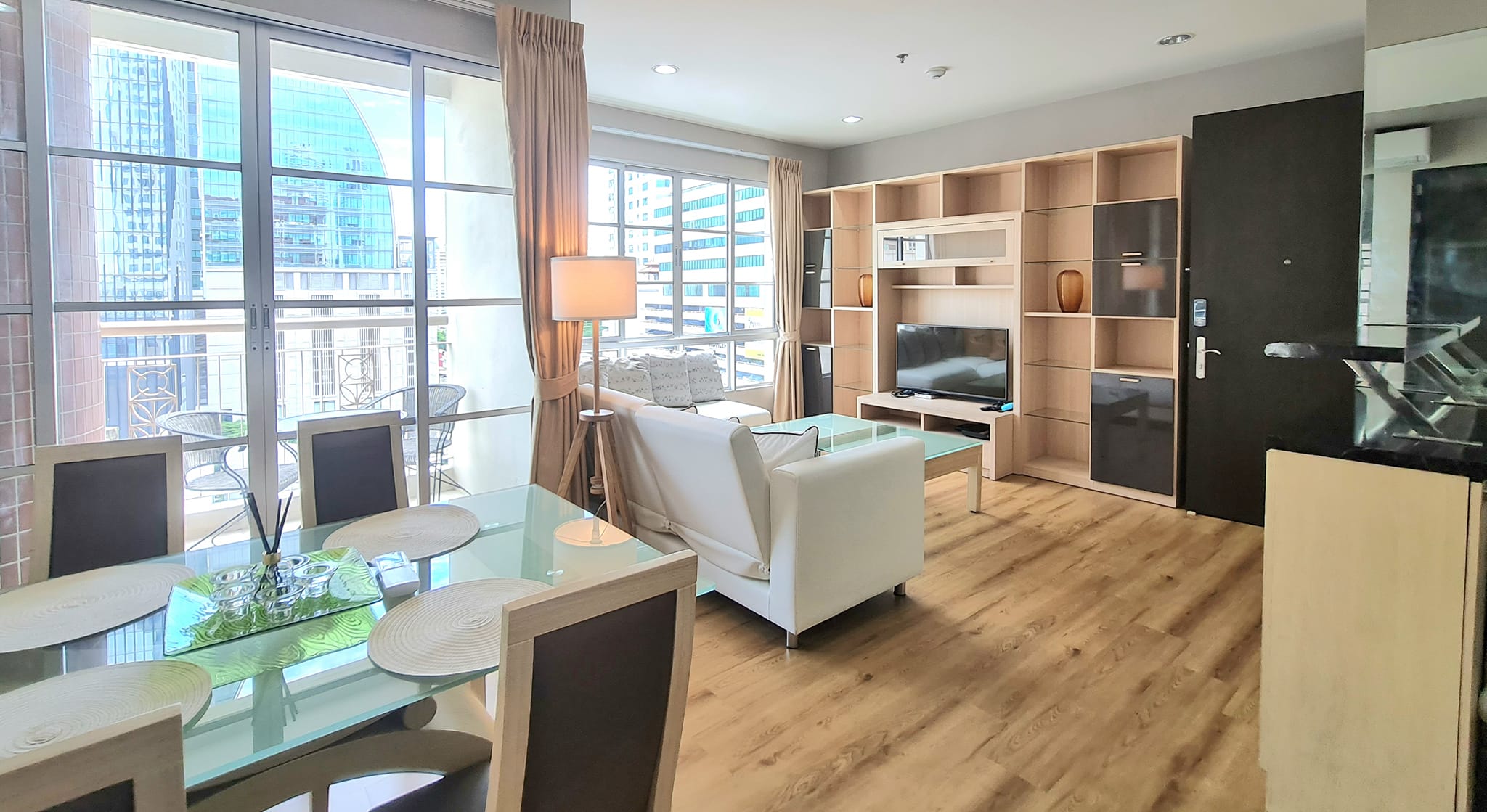 Citismart Sukhumvit 18 Condominium - Image 2