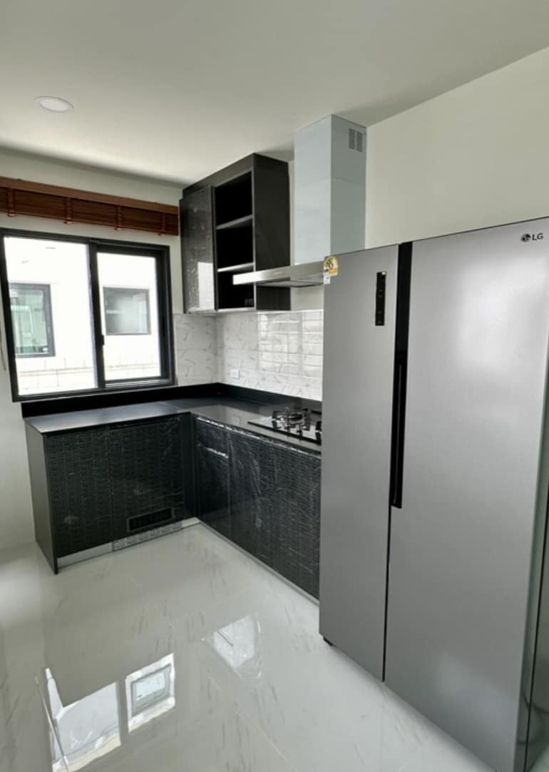 4 Bedroom House For Rent in Bang Phli Yai, Bang Phli, Samut Prakan - Image 8