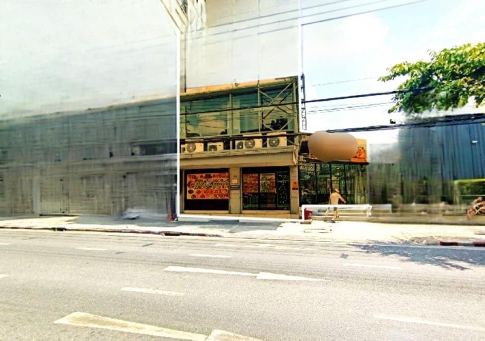  Retail Space  in Phra Khanong, Khlong Toei, Bangkok - Image 1