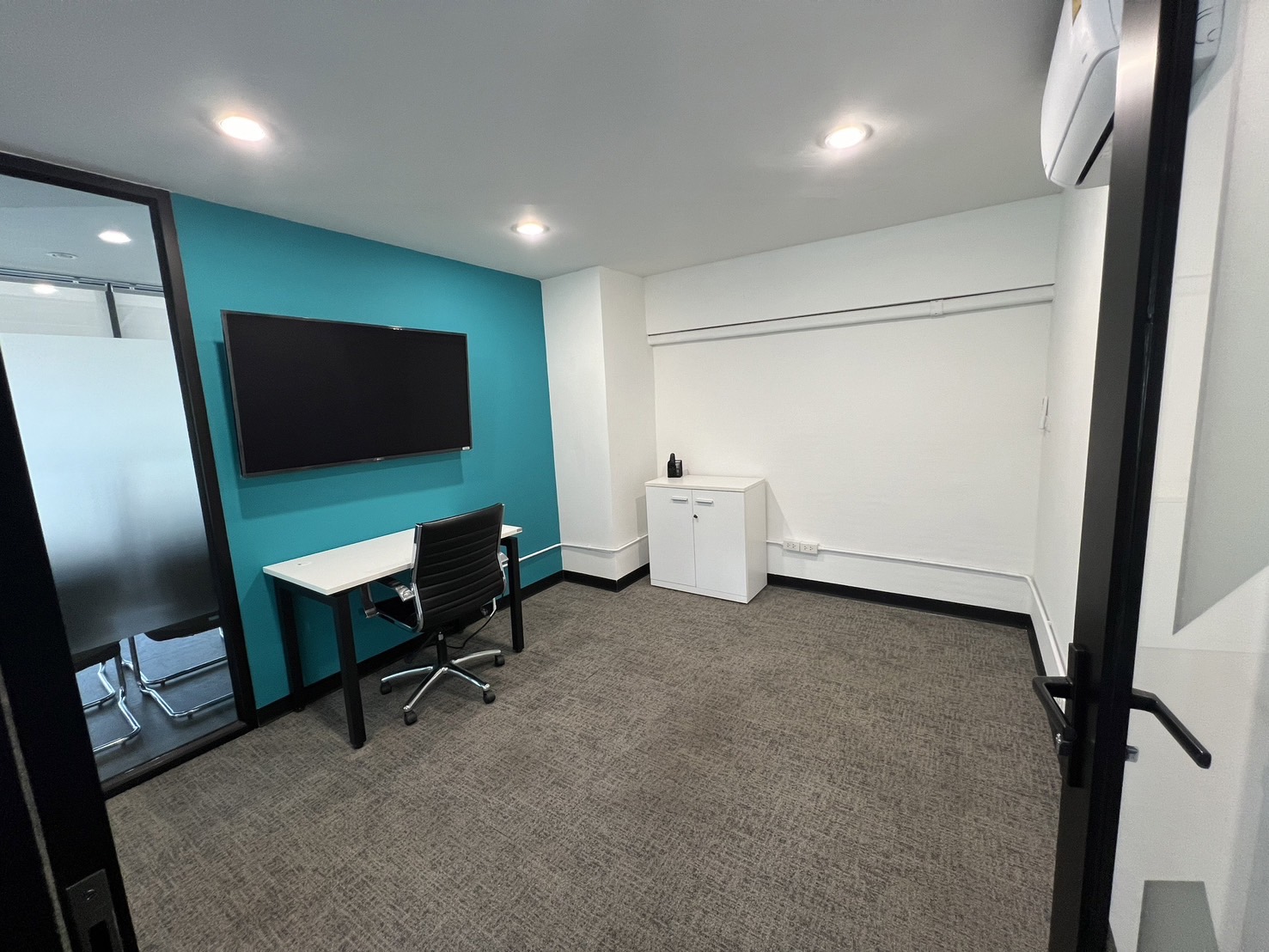  零售空间  在  - Image 5