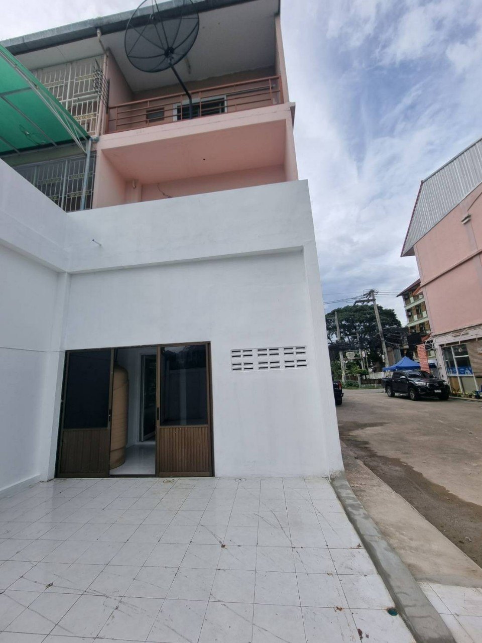  零售空间  在  - Image 9