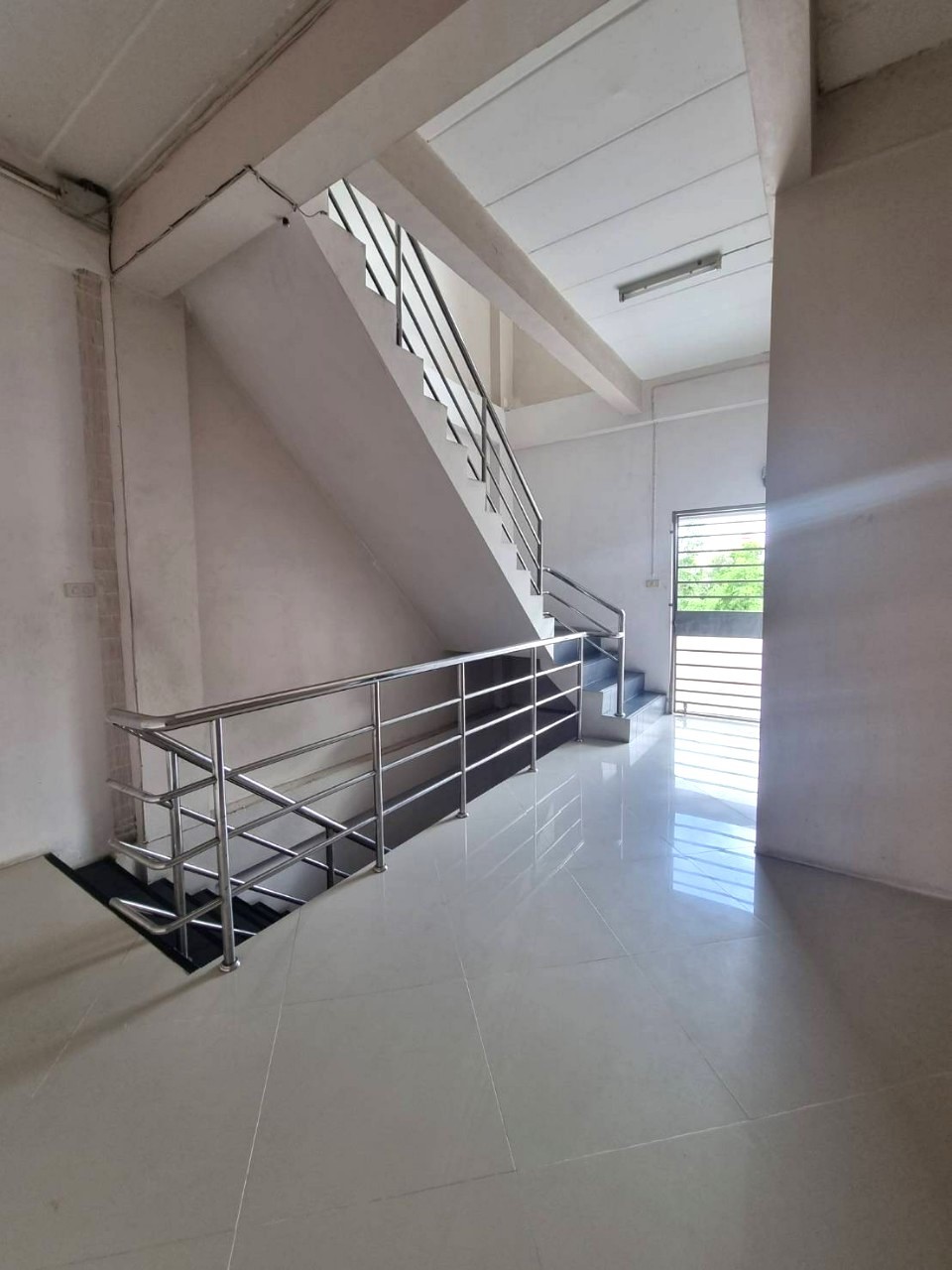  零售空间  在  - Image 6