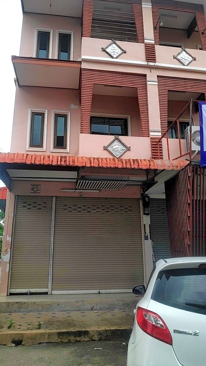  零售空间  在  - Image 1