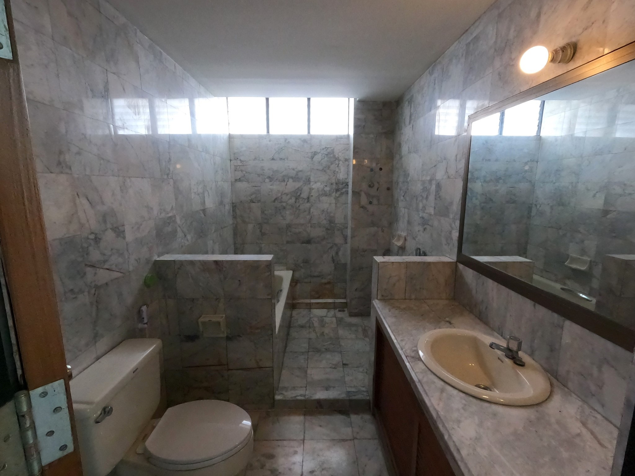  零售空间  在  - Image 27