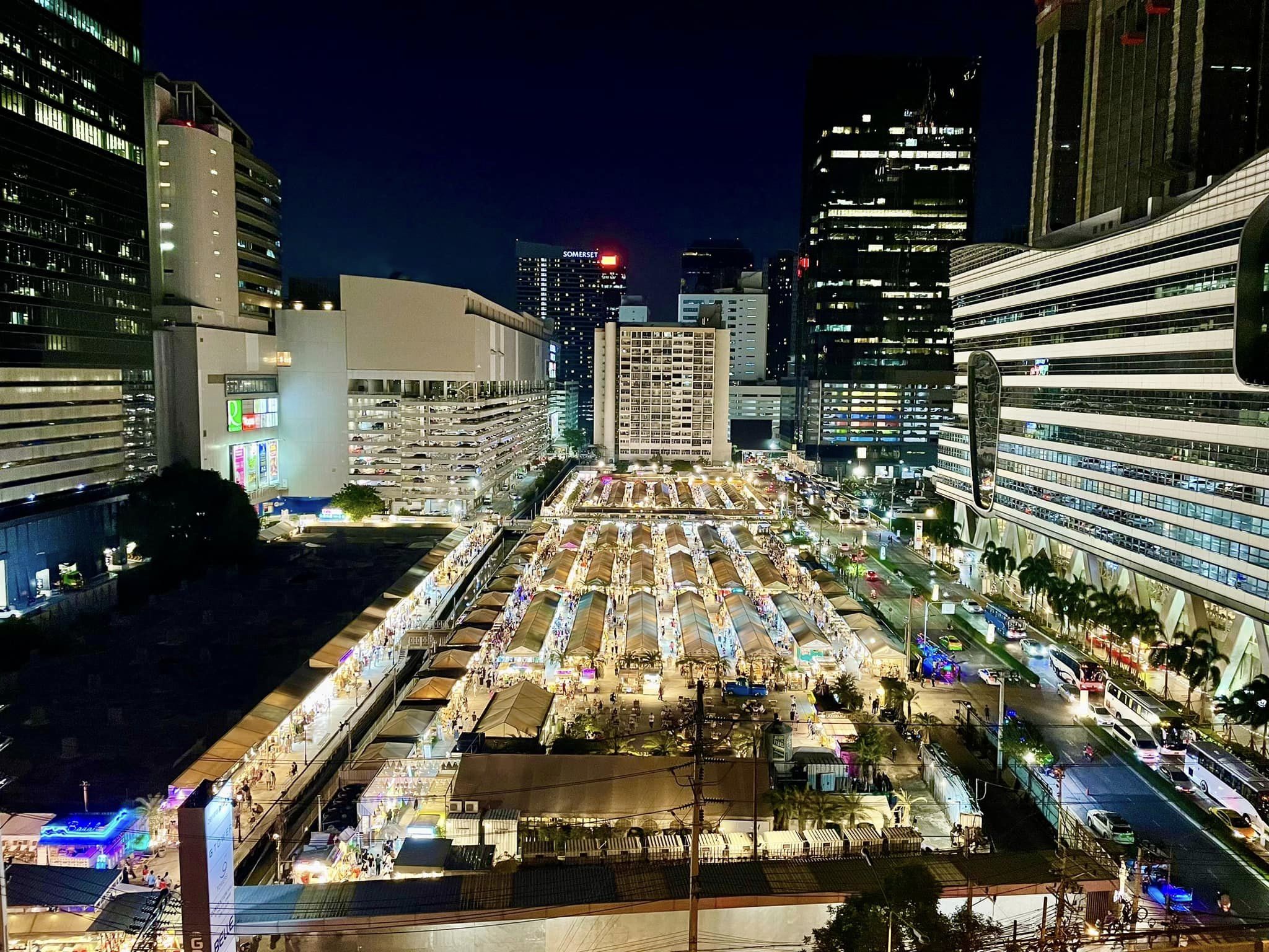 Condolette Midst Rama 9 - Image 17