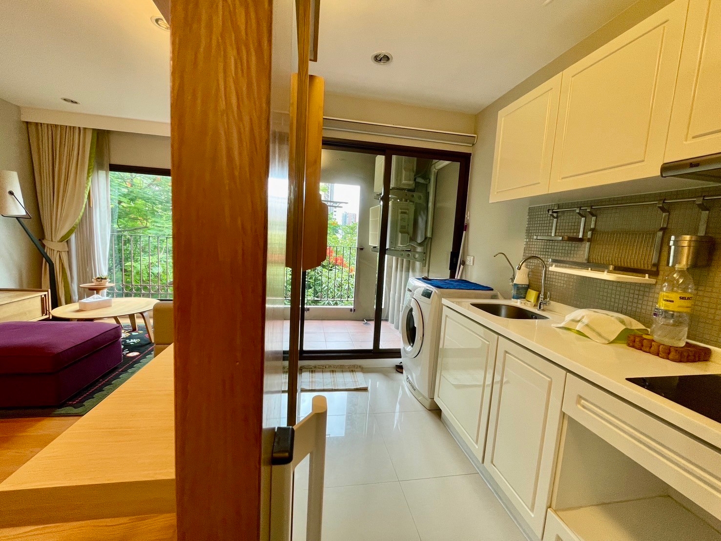 Condolette Dwell Sukhumvit 26 - Image 3