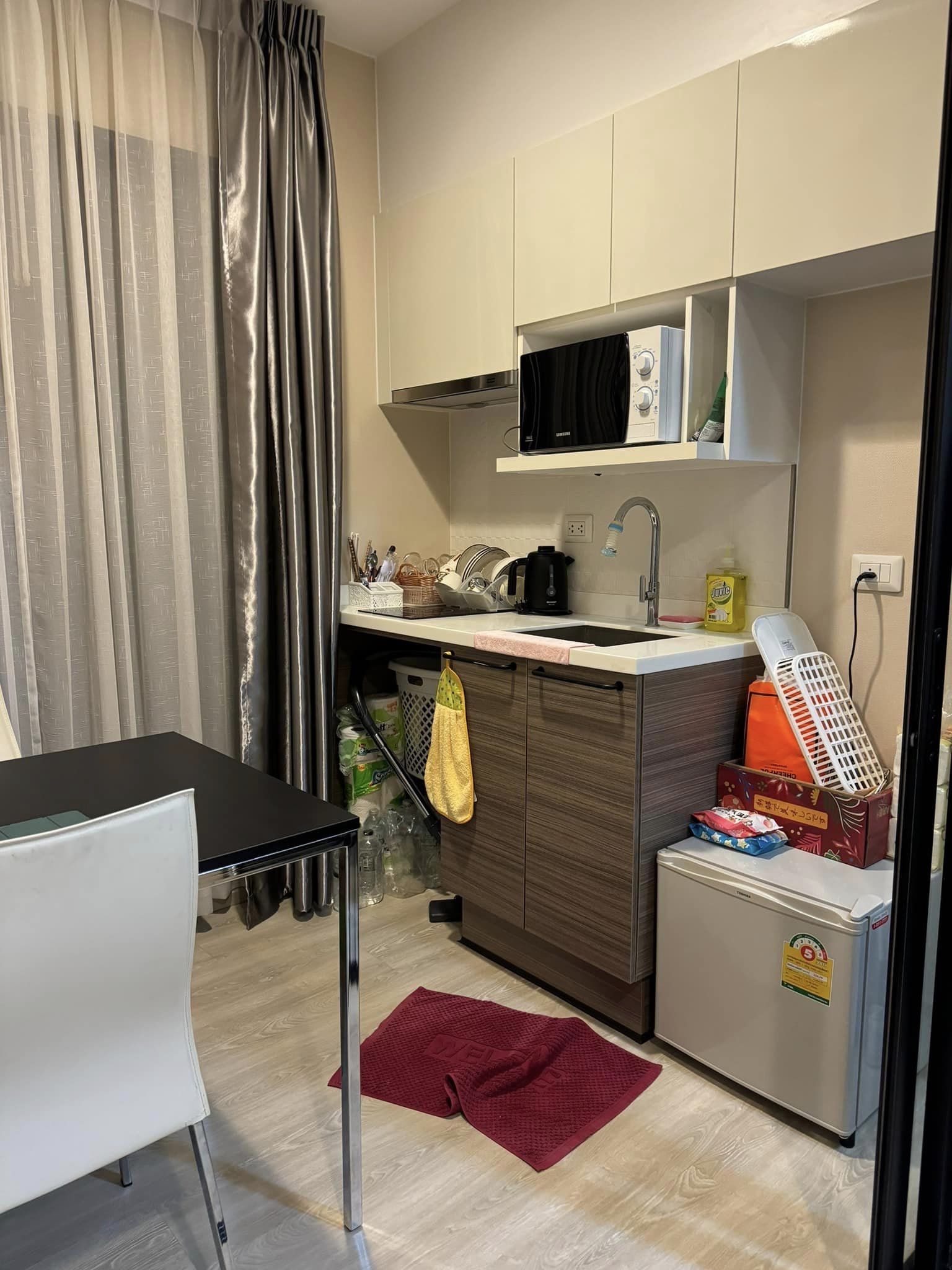 1 Bedroom Condo For Sale in Huai Khwang, Huai Khwang, Bangkok - Image 2