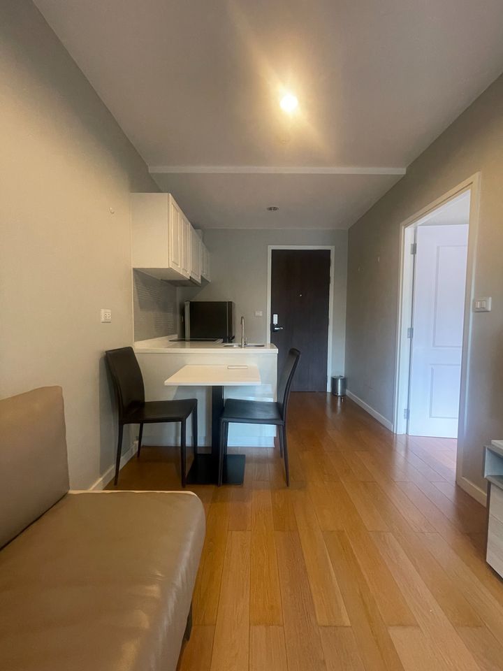 Condolette Dwell Sukhumvit 26 - Image 2