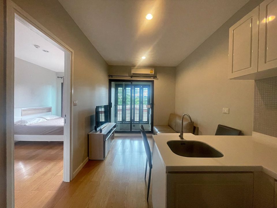 Condolette Dwell Sukhumvit 26 - Image 1