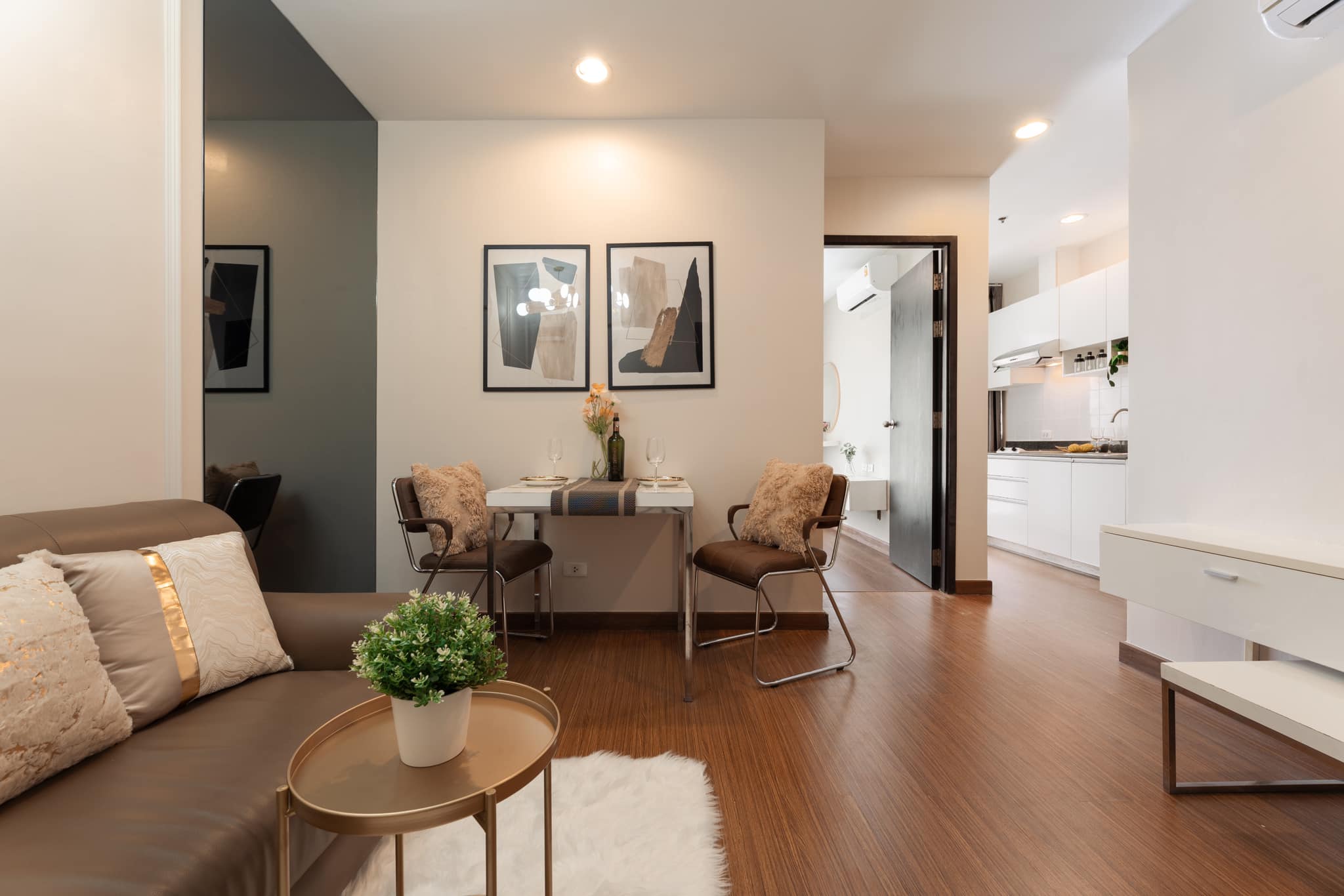 1 Bedroom Condo For Sale in Phra Khanong, Khlong Toei, Bangkok - Image 2