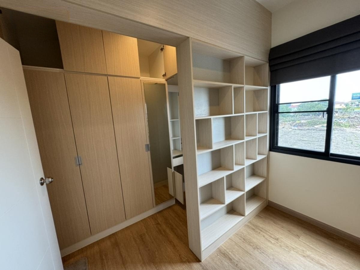 Eigen Premium Townhome - Image 5