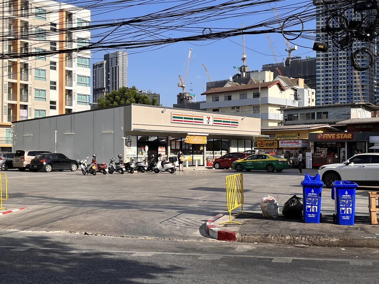 เอลลิโอ สุขุมวิท 64 - Image 10