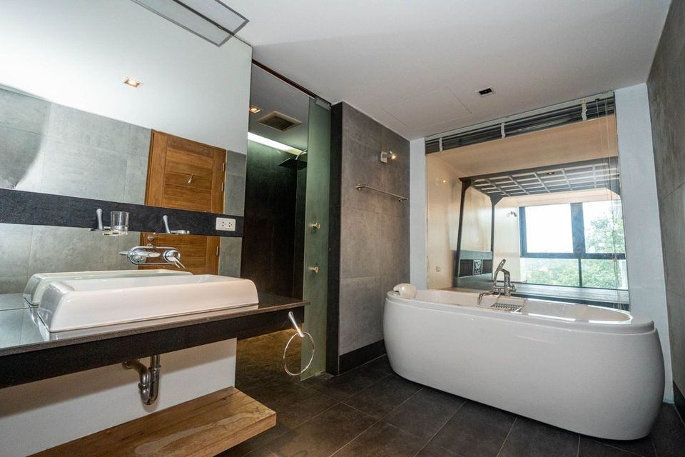 The Embassy House Condominium Chiang Mai - Image 11