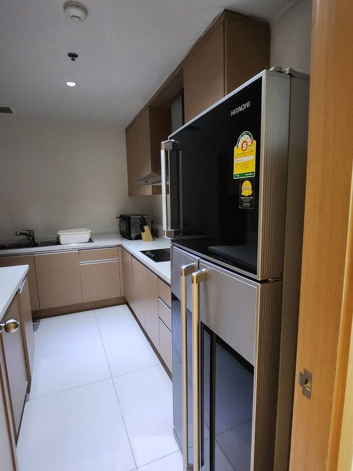 The Empire Place - Image 3