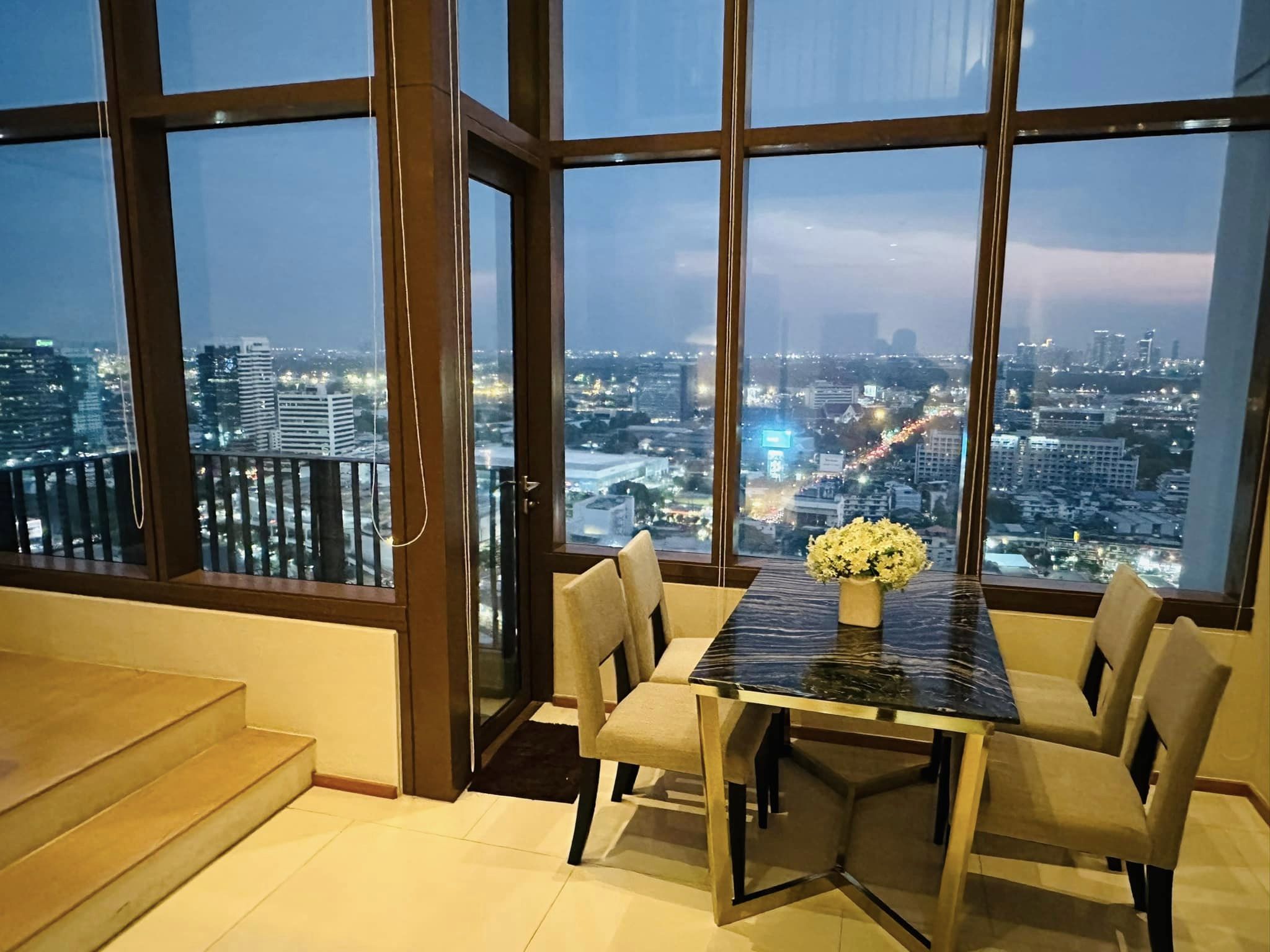 The Emporio Place - Image 5