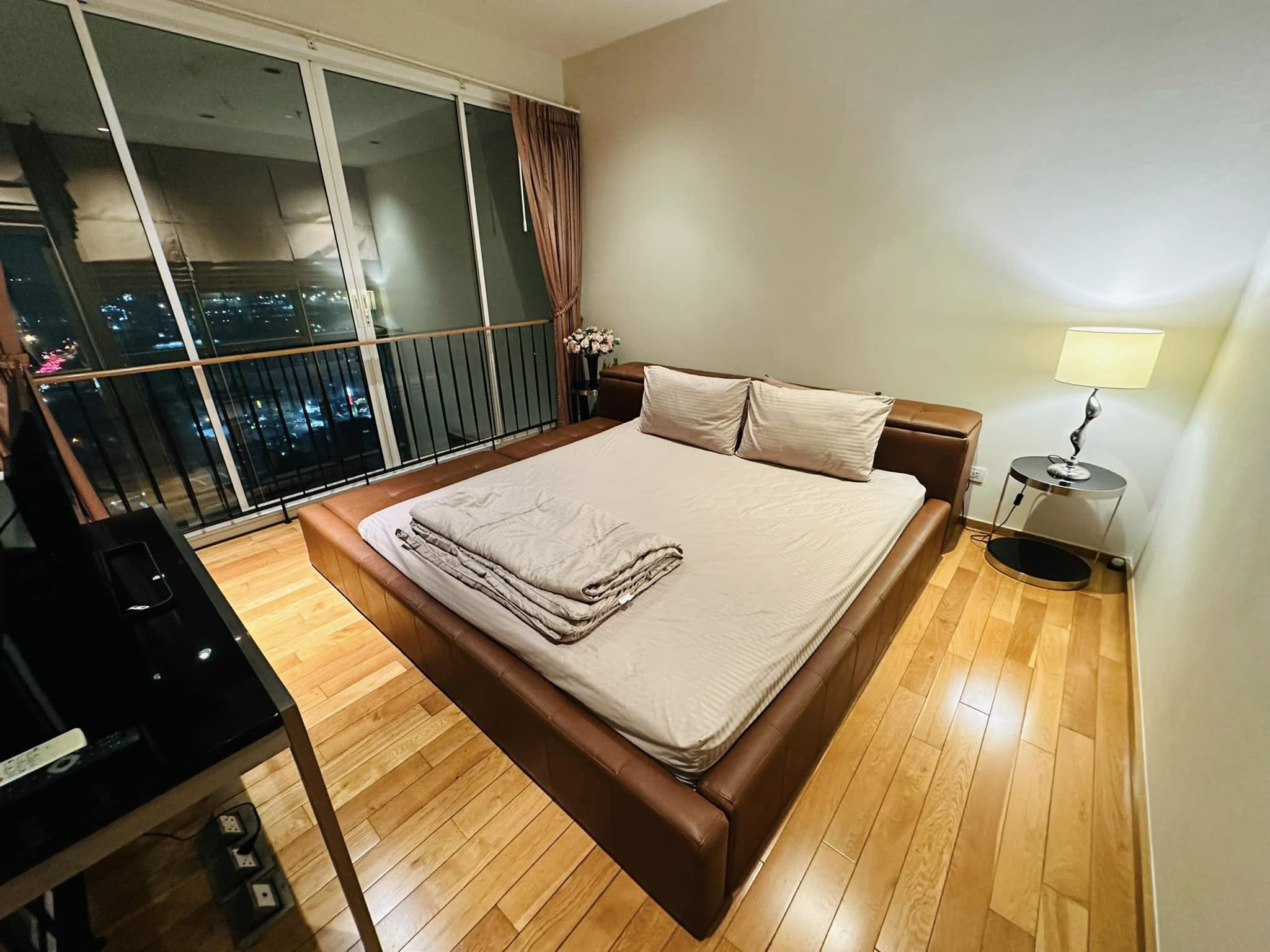 The Emporio Place - Image 12