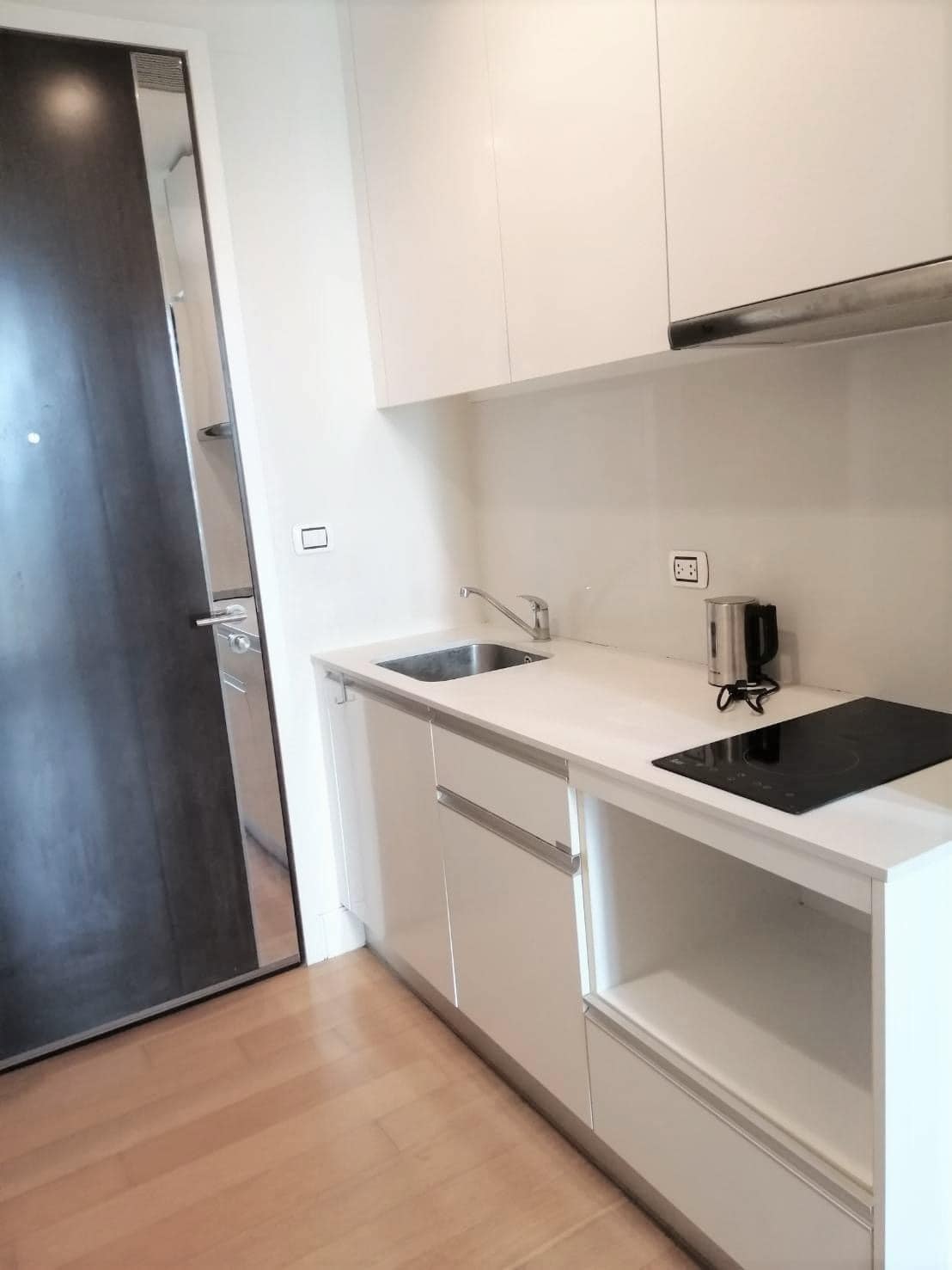 Equinox Condo - Image 4