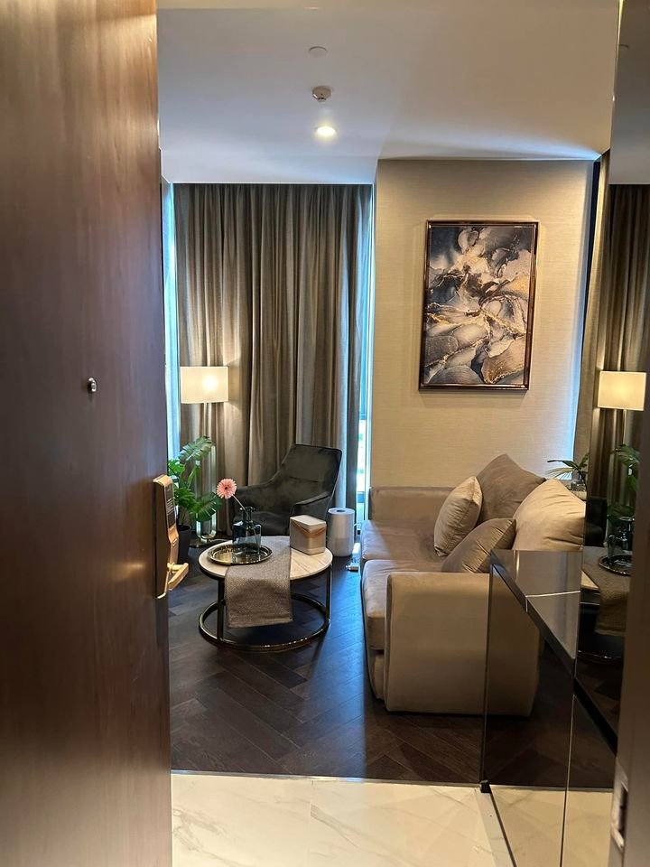 THE ESSE Sukhumvit 36 - Image 1