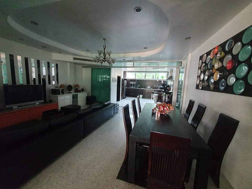 4 Bedroom Townhouse For Sale in Bang Khlo, Bang Kho Laem, Bangkok - Image 6