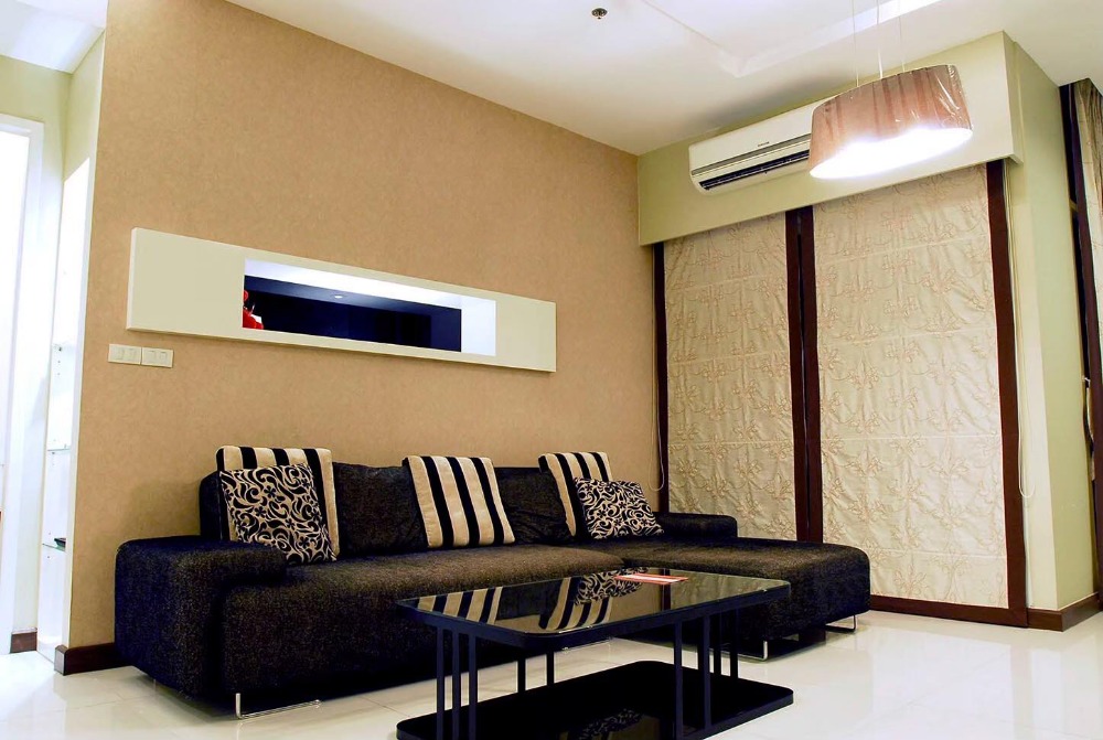 The Four Wings Residence - Image 1