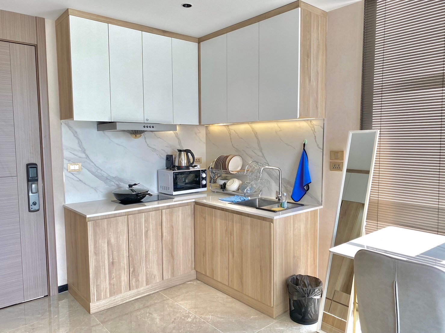 Glory condominium chiang mai - Image 9