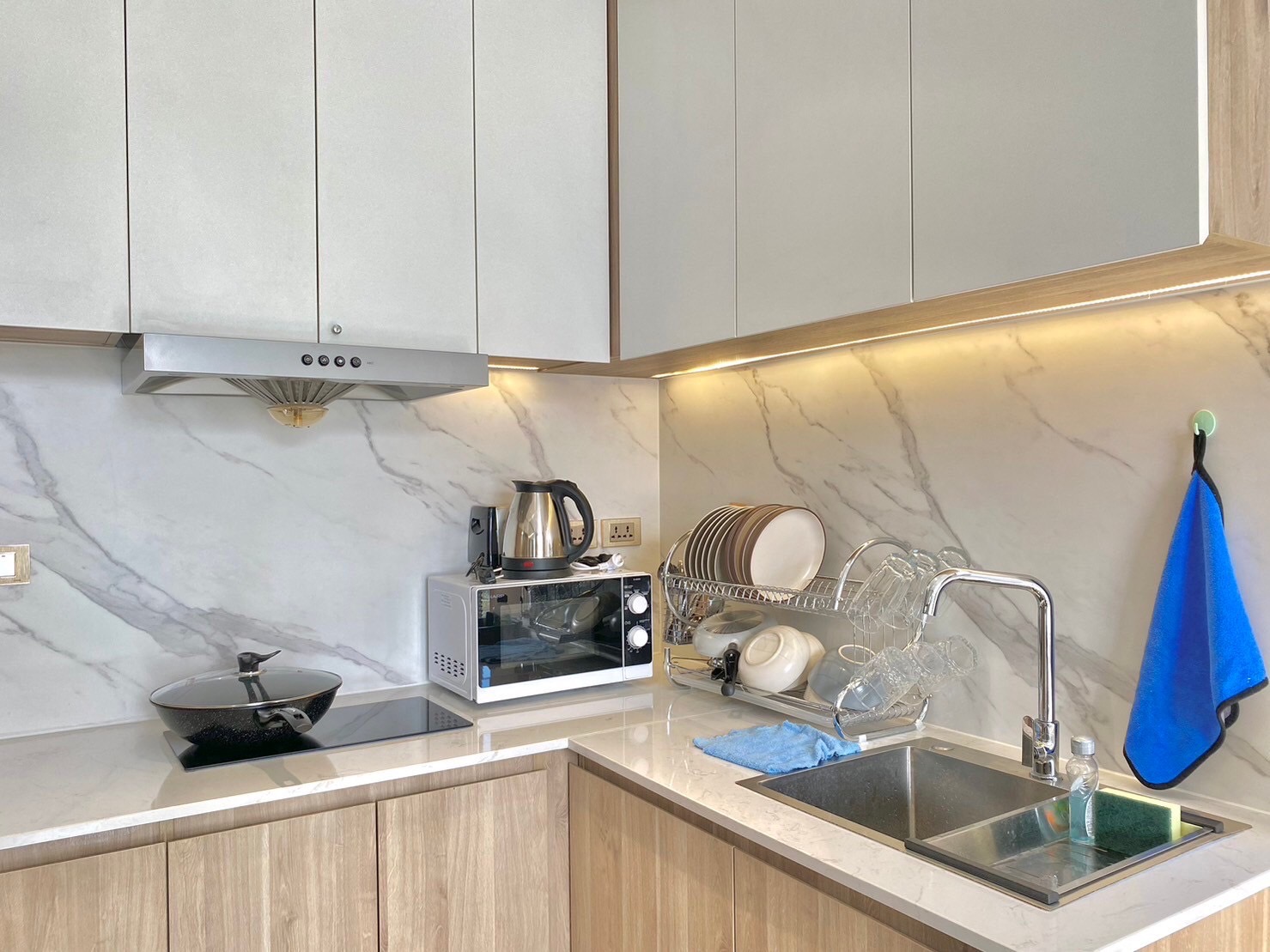 Glory condominium chiang mai - Image 4