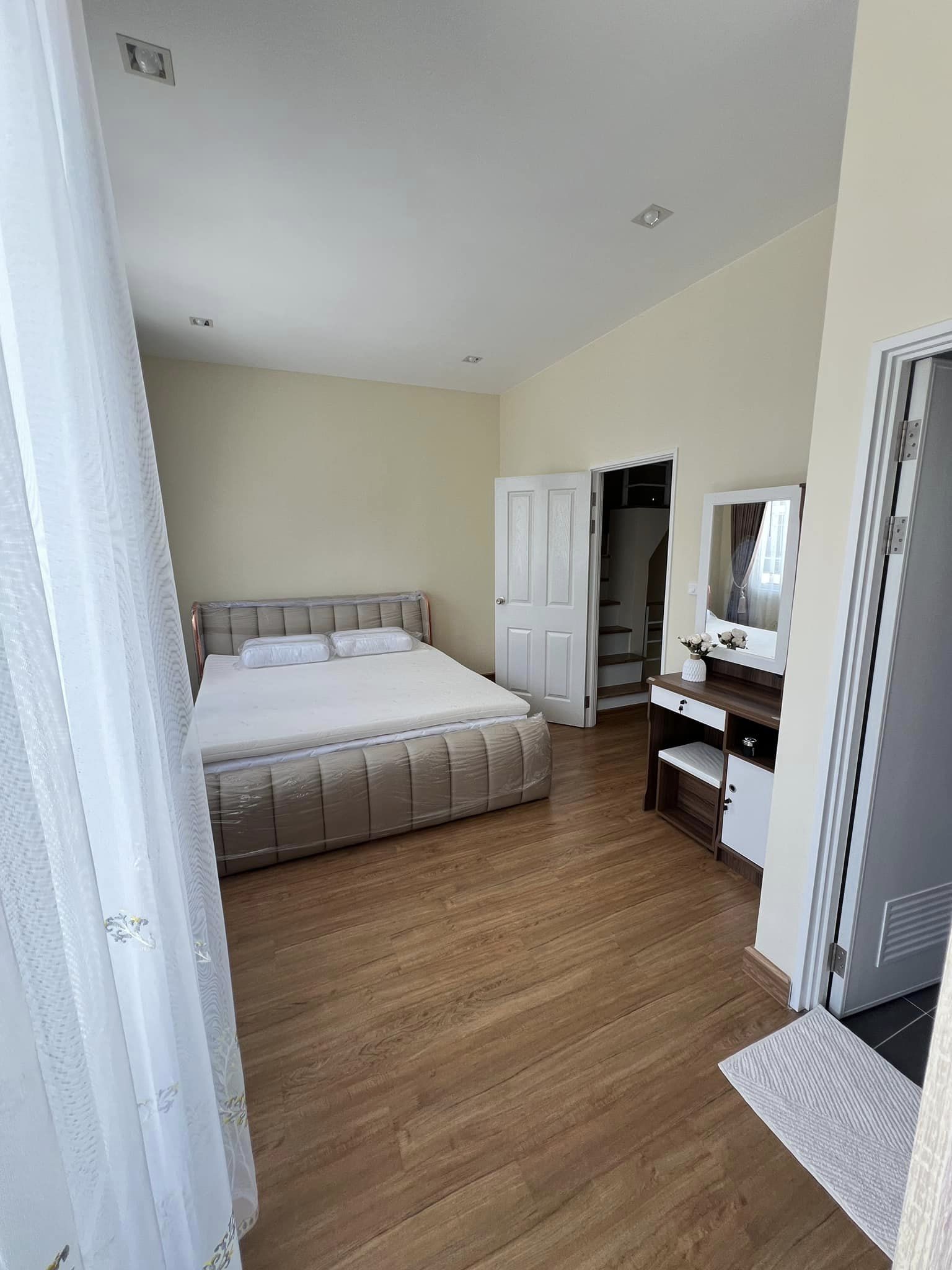 Golden Town Chiangmai - Kad Ruamchok - Image 6