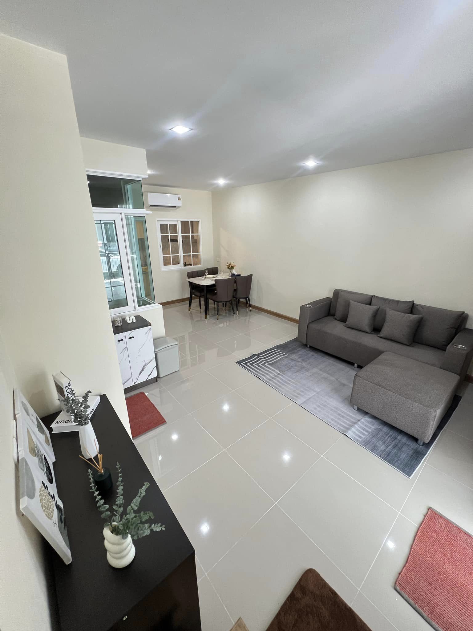 Golden Town Chiangmai - Kad Ruamchok - Image 1