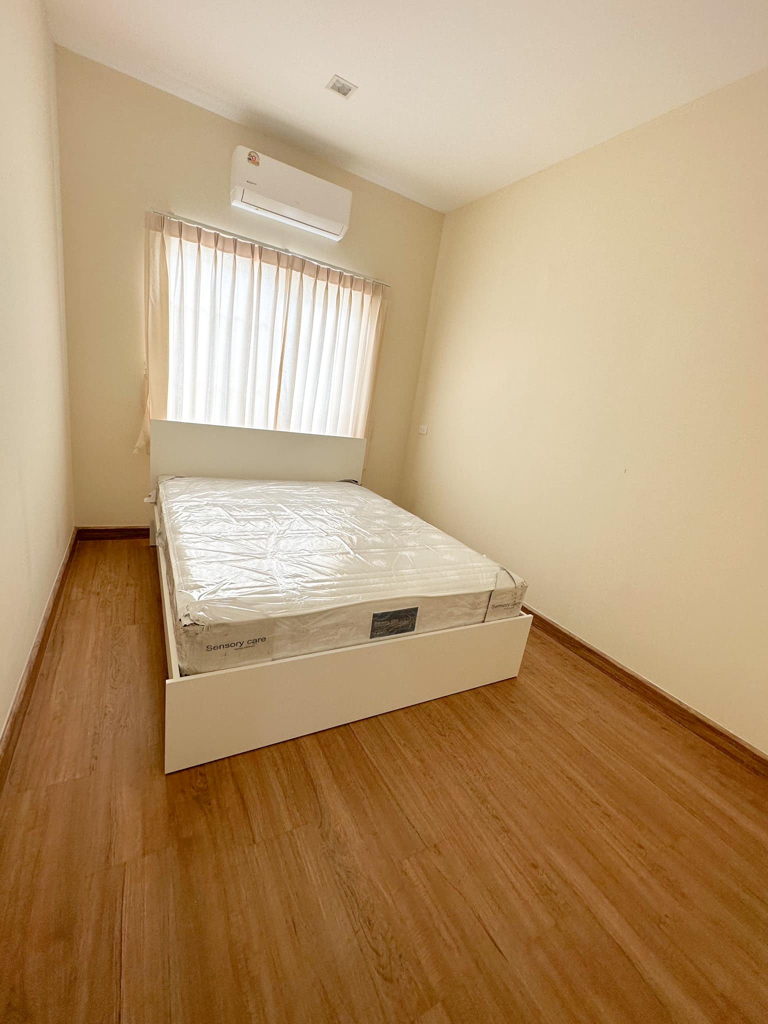 Golden Town Chiangmai - Kad Ruamchok - Image 9