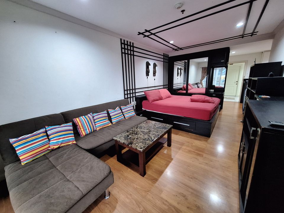 Grand Park View Asoke - Image 1