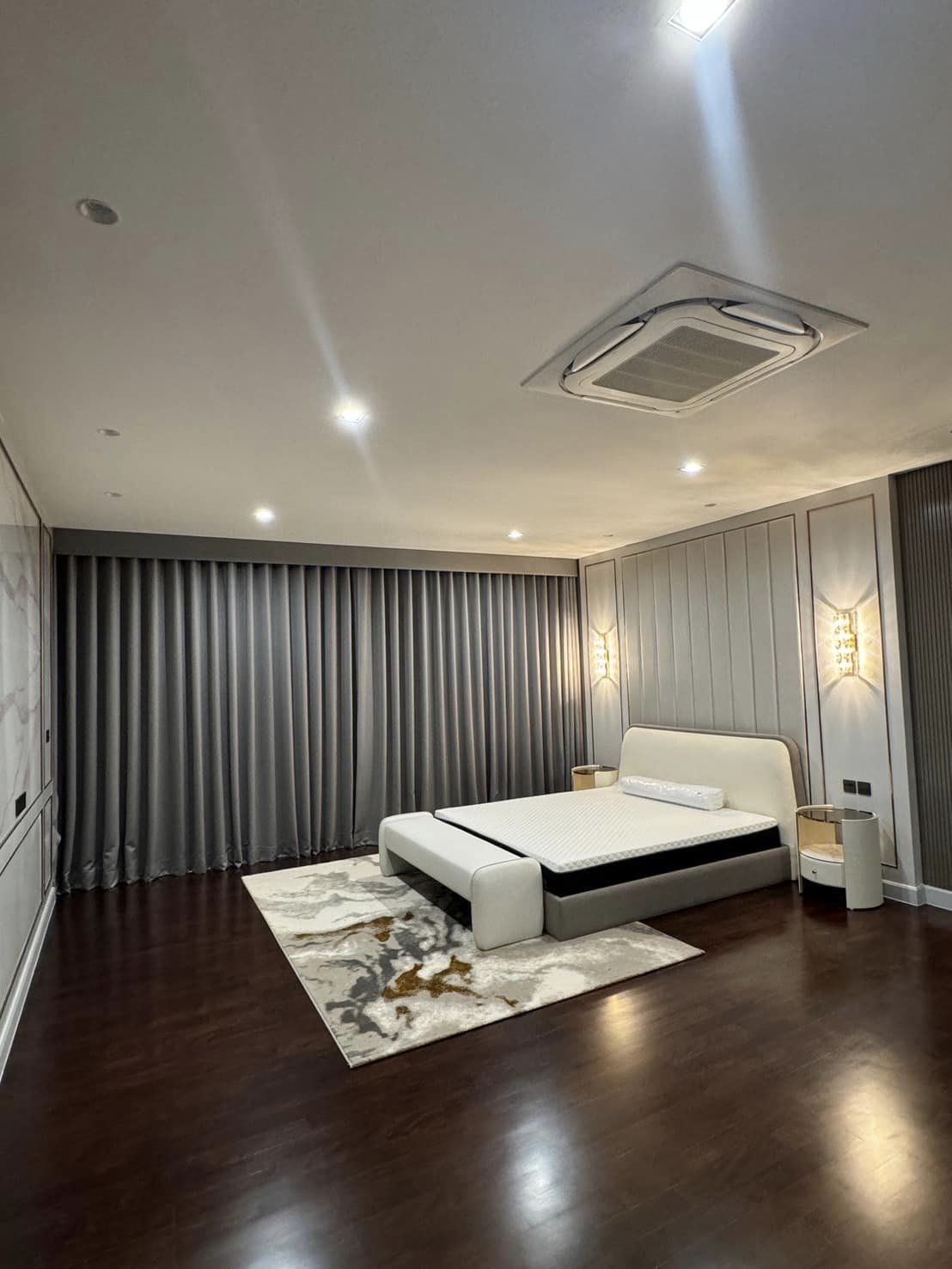 Grand Bangkok Boulevard East Rama 9 - Image 5
