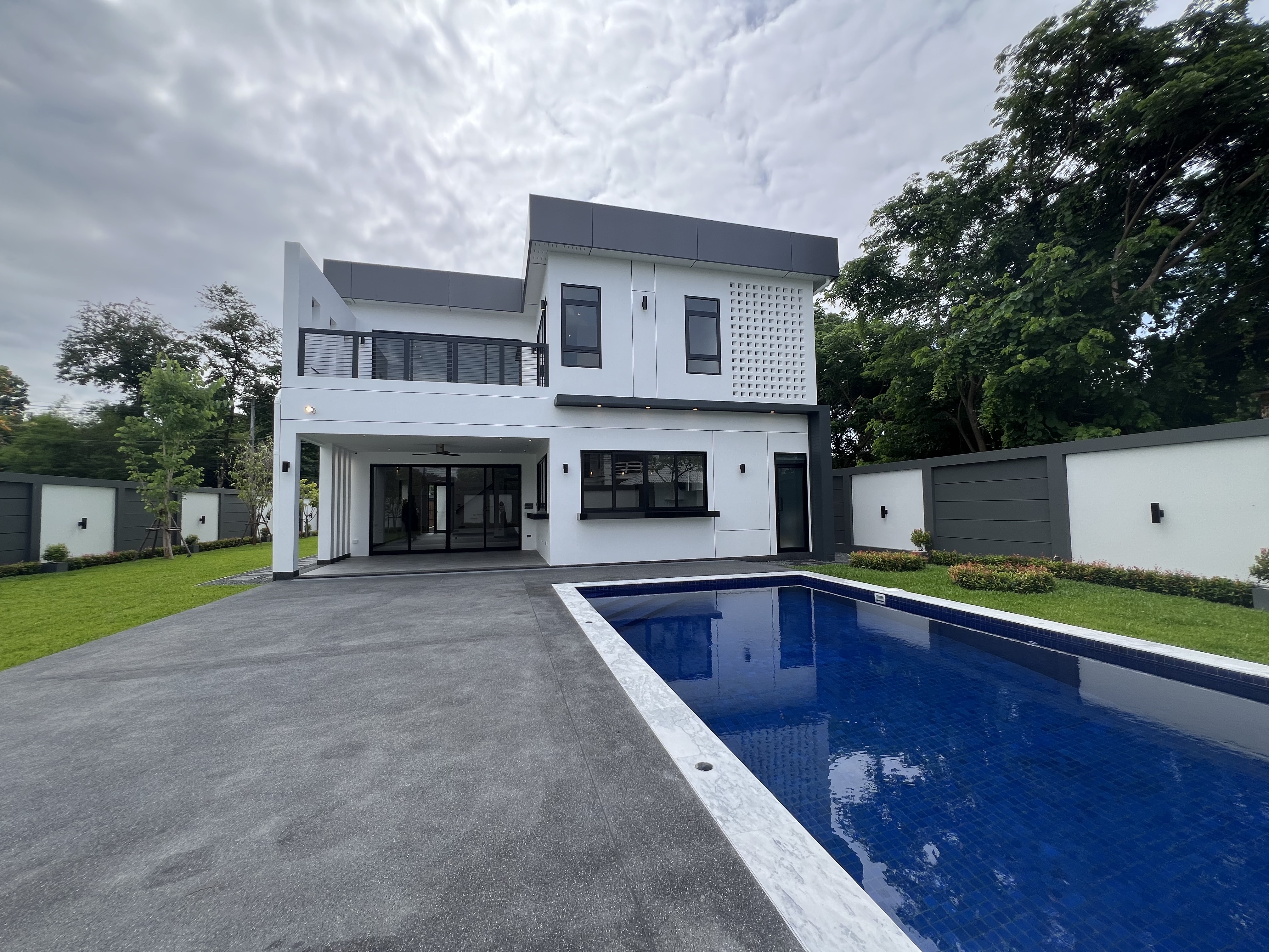 4 Bedroom House For Sale in Wat Ket, Mueang Chiang Mai, Chiang Mai - Image 1