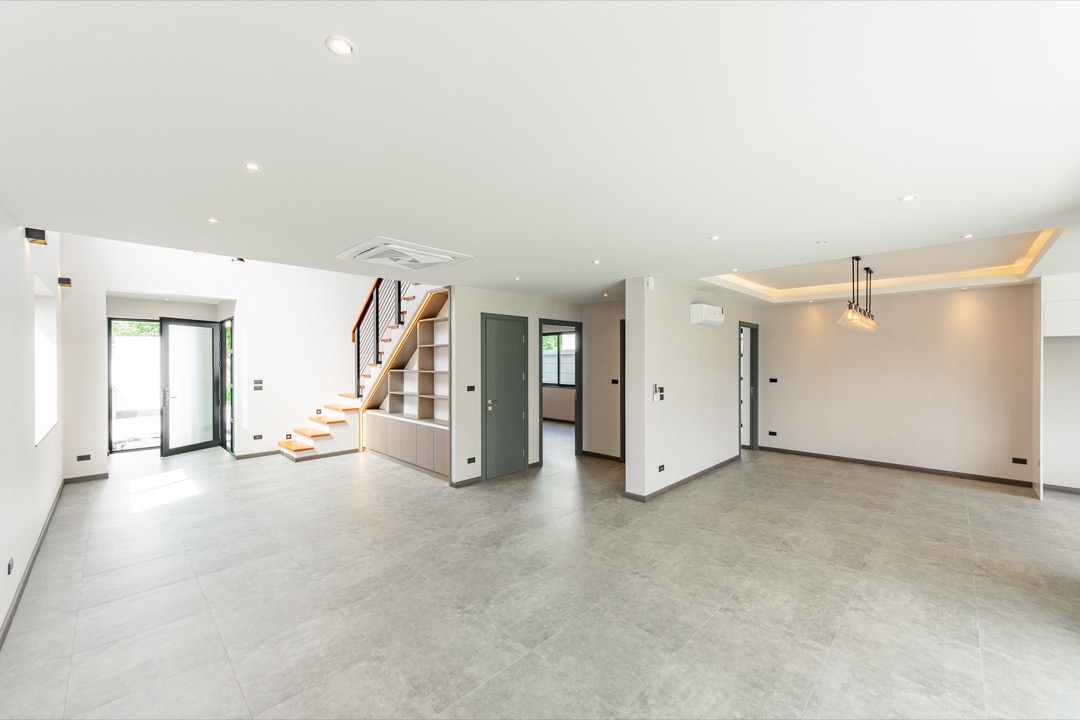 4 Bedroom House For Sale in Wat Ket, Mueang Chiang Mai, Chiang Mai - Image 2