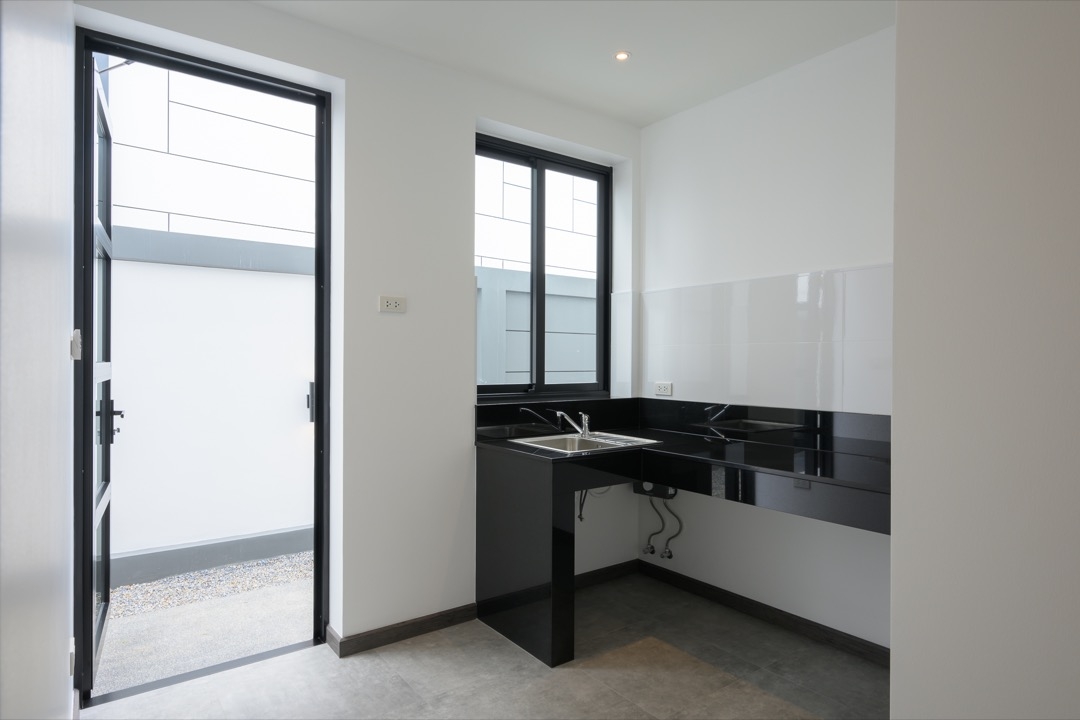 4 Bedroom House For Sale in Wat Ket, Mueang Chiang Mai, Chiang Mai - Image 11