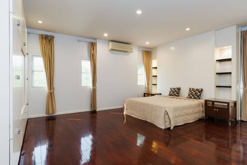 Lanna Pinery Home - Image 7