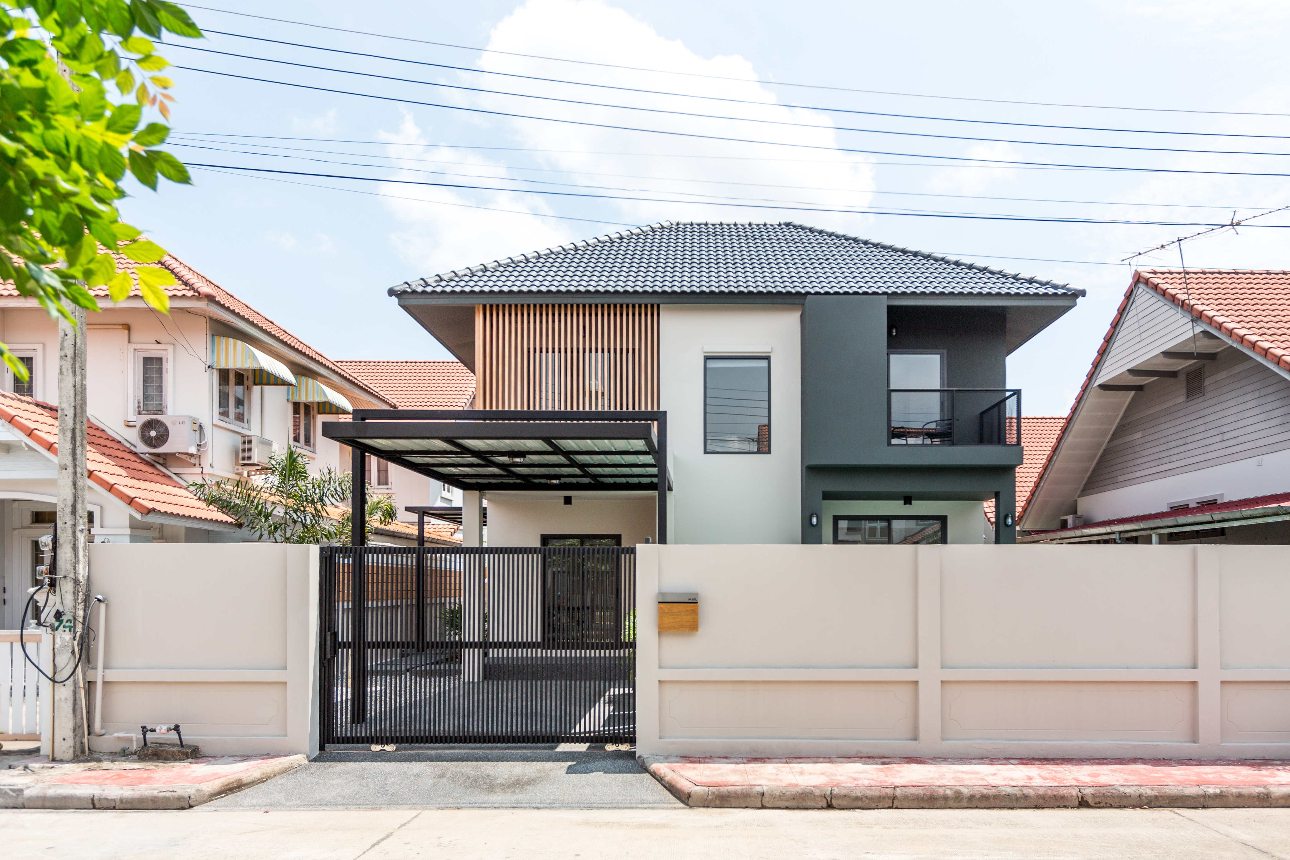 3 Bedroom House For Sale in Ban Waen, Hang Dong, Chiang Mai - Image 1