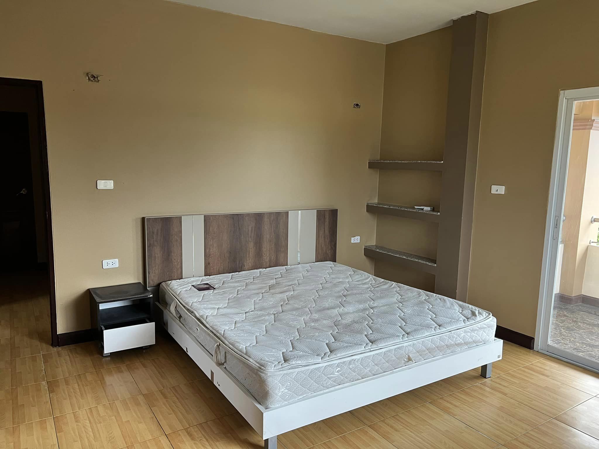 4 Bedroom House For Sale in Nong Khwai, Hang Dong, Chiang Mai - Image 8