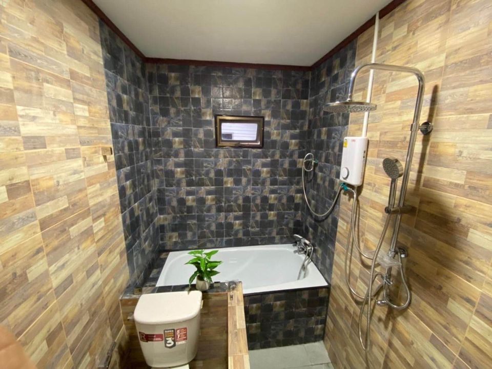 4 卧室 独立房屋  在  - Image 5