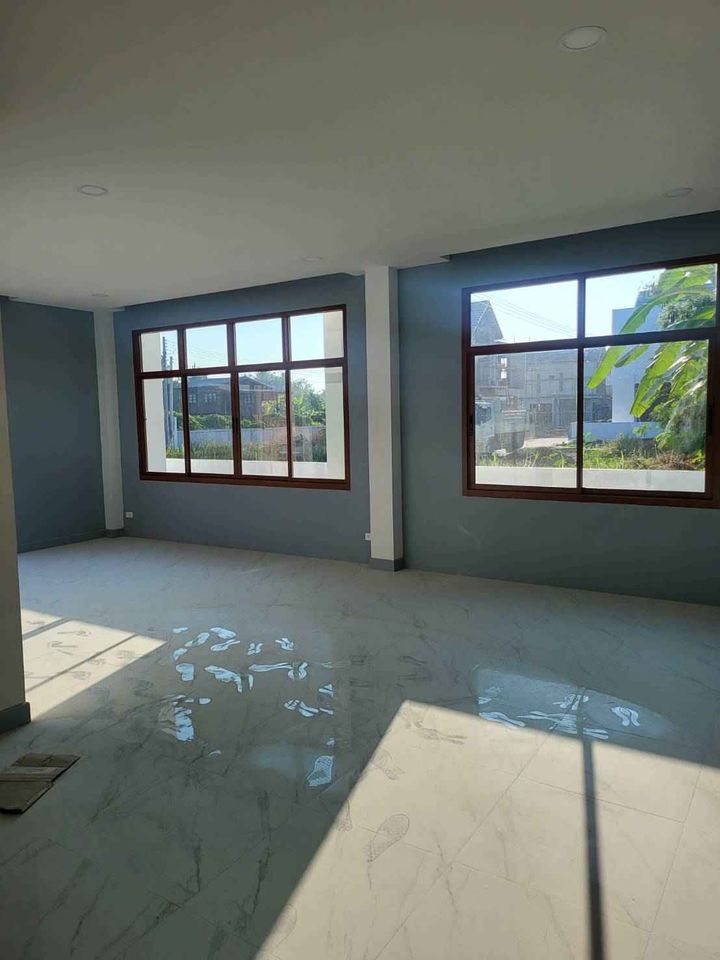 5 Bedroom House For Sale in Nong Khwai, Hang Dong, Chiang Mai - Image 4