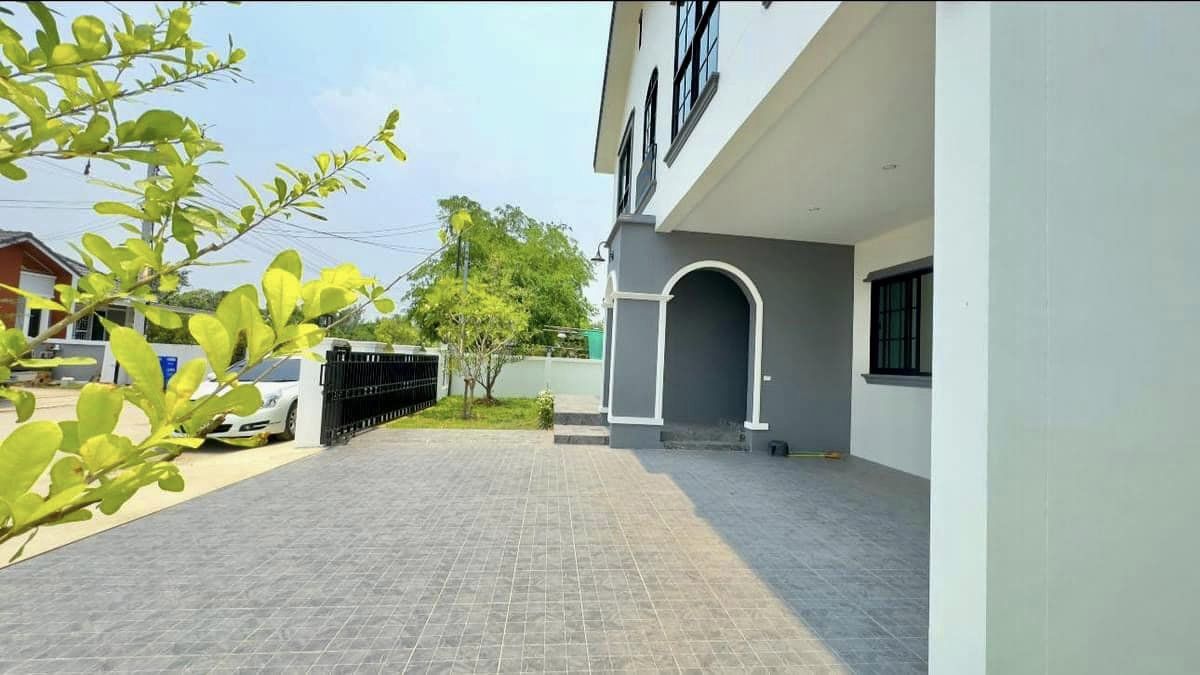 4 Bedroom House For Sale in Ban Waen, Hang Dong, Chiang Mai - Image 7