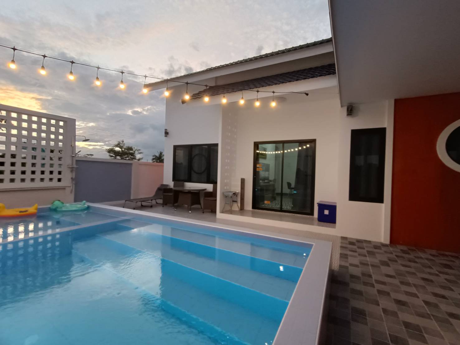 3 Bedroom House For Rent in Nong Kaeo, Hang Dong, Chiang Mai - Image 2