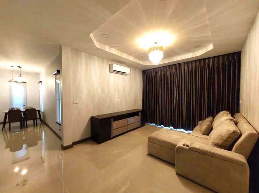 3 卧室 独立房屋  在  - Image 4