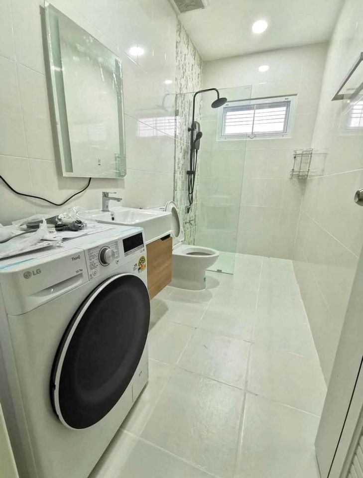 3 卧室 独立房屋  在  - Image 8