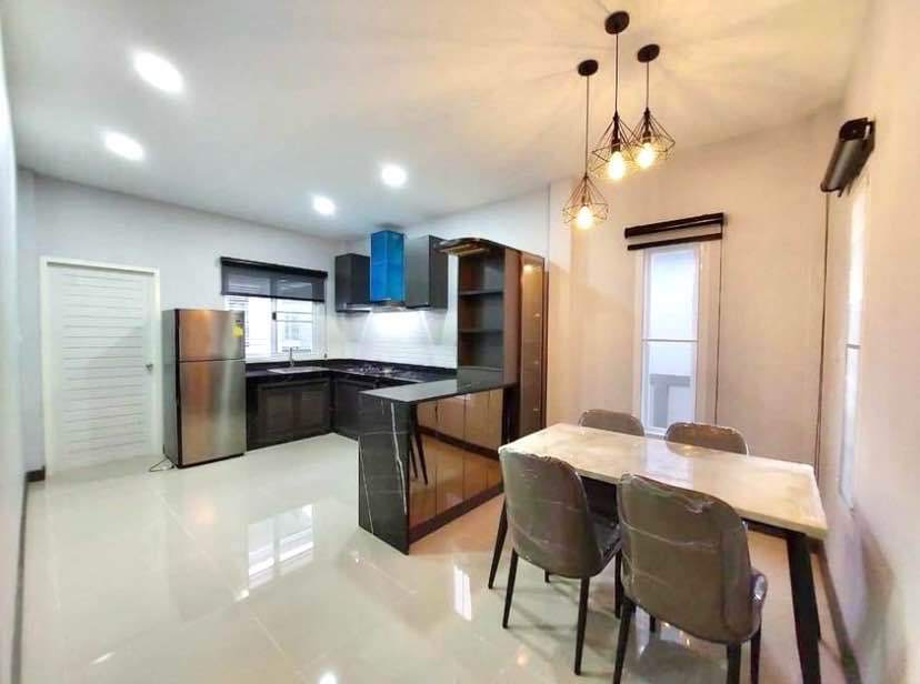 3 卧室 独立房屋  在  - Image 3