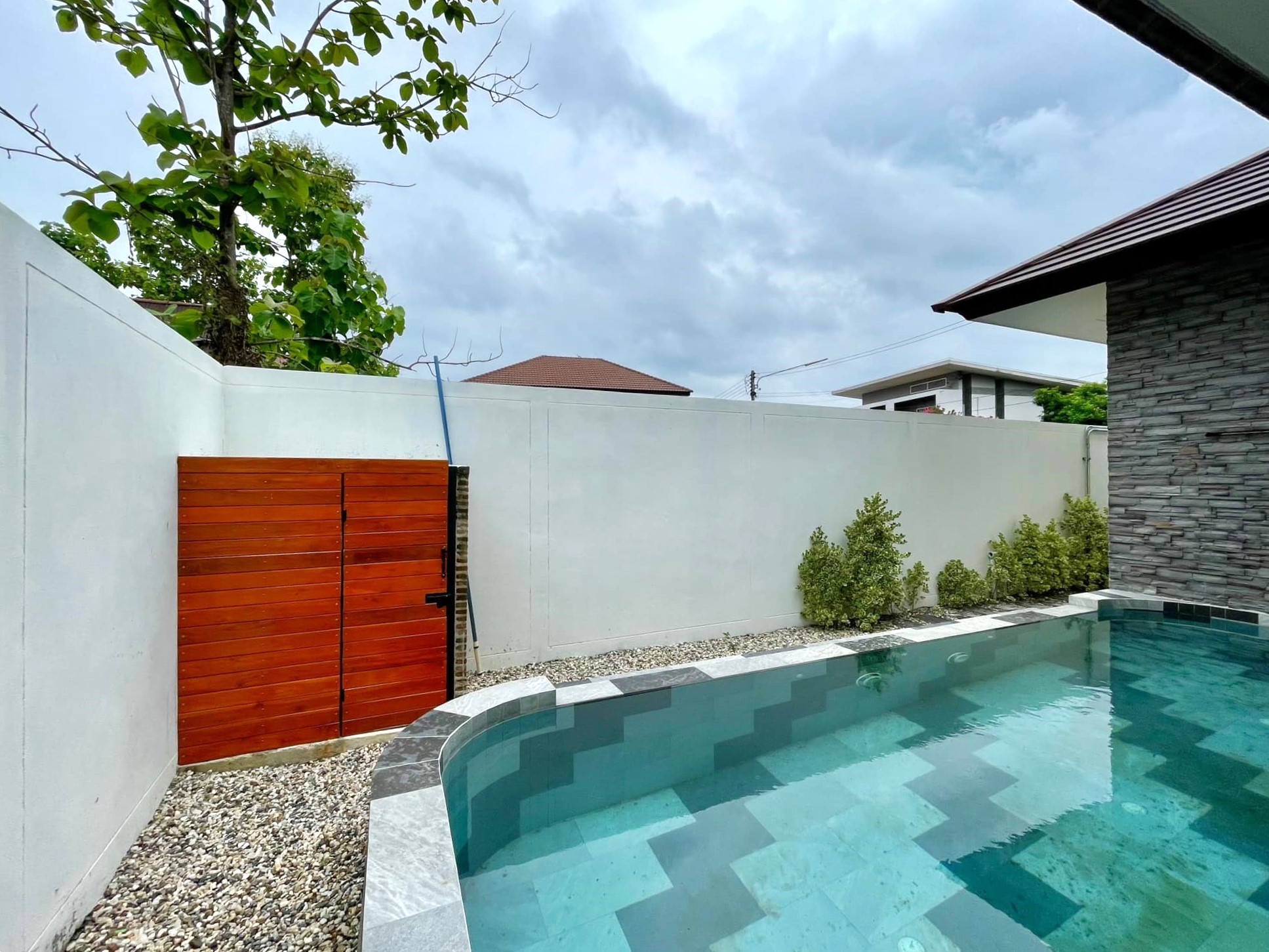 3 Bedroom House For Sale in Ban Waen, Hang Dong, Chiang Mai - Image 2