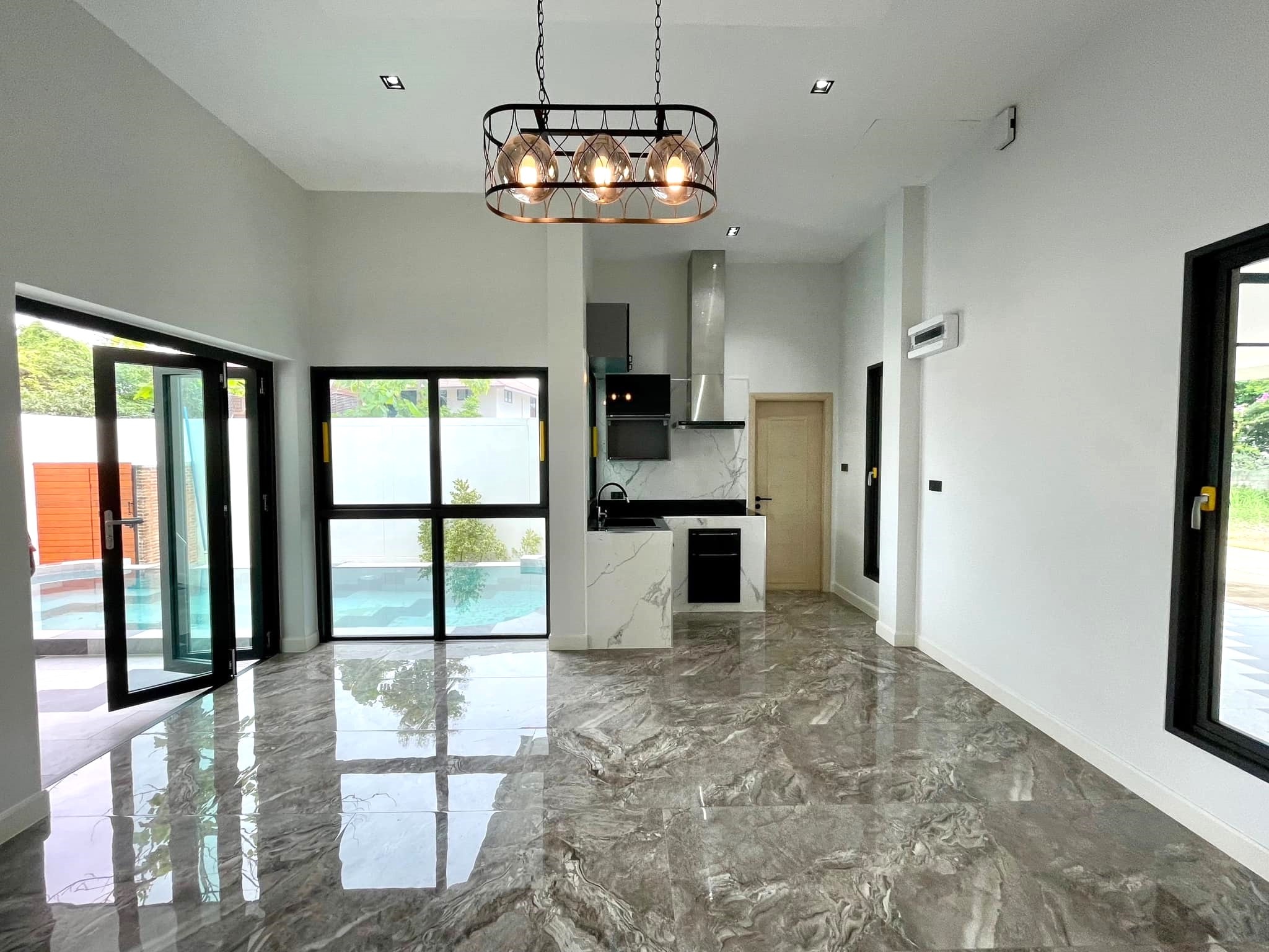 3 Bedroom House For Sale in Ban Waen, Hang Dong, Chiang Mai - Image 3