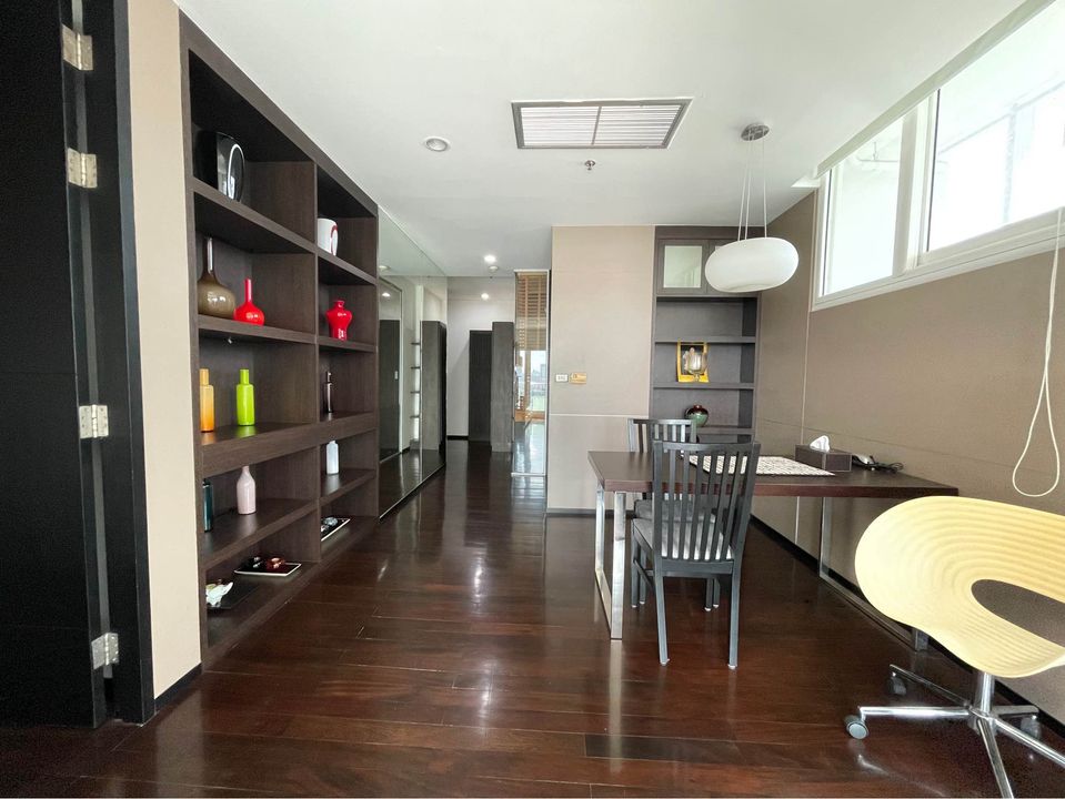 2 Bedroom Condo For Sale in Khlong Tan Nuea, Vadhana, Bangkok - Image 2