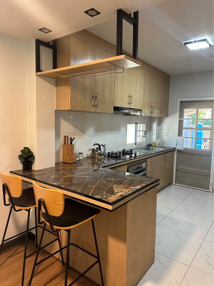Home in Park - Image 10