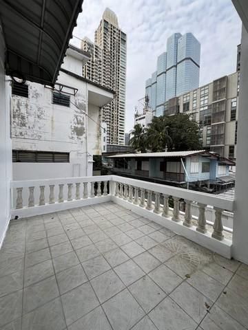 4 ห้องนอน บ้านเดี่ยว สำหรับเช่า ใน ทุ่งมหาเมฆ, สาทร, กรุงเทพมหานคร - Image 6